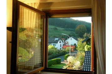 Germania Privát Aura im Sinngrund, Esterno